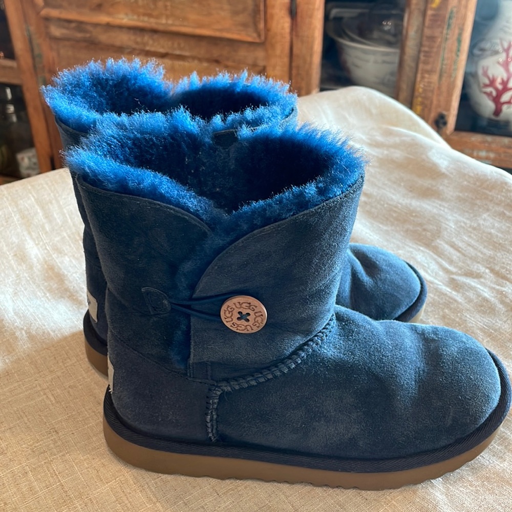 UGG Kids' Bailey Button II Boots: Navy